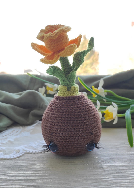 Amigurumi daffodil in pot, 18cm handmade cotton decoration, Original Sisters' Art
