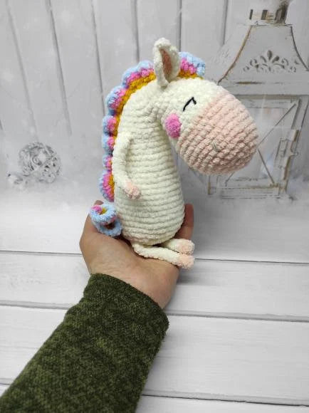 Handmade crochet horse with rainbow mane, 18cm plush stuffed animal — 2026 Year Gift